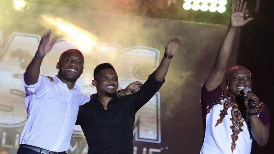 Eto’o et Drogba mettent le feu au concert de Magic System (Photos)