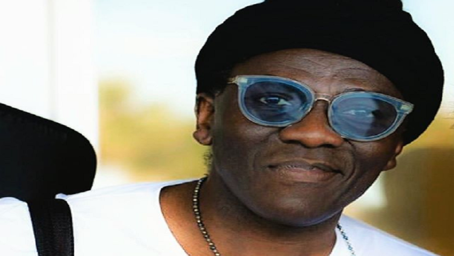 Richard Bona: « Il faut renommer l’aéroport de Douala, Manu Dibango Airport »