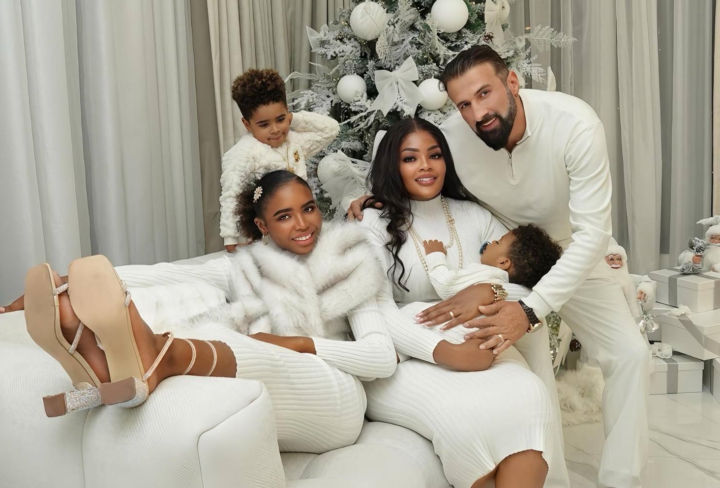 Carimo: son message touchant pour sa famille à Noel