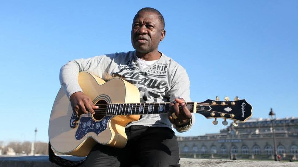 Clash: Belka Tobis règle ses comptes sur Internet