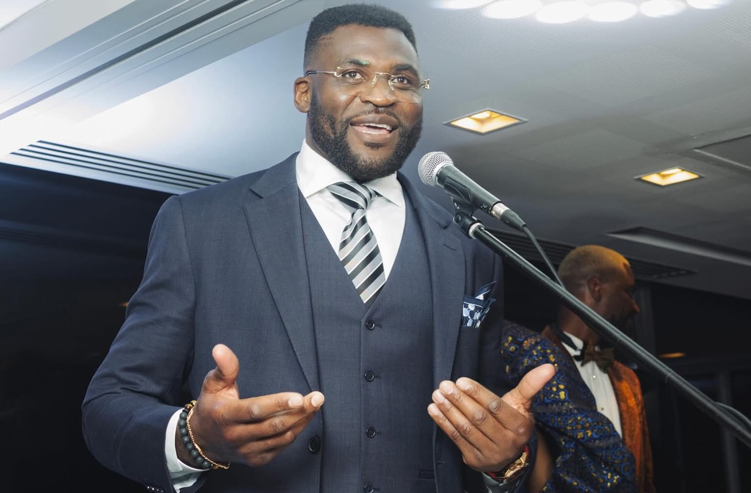 Francis Ngannou honoré au Mboa Paris 2026