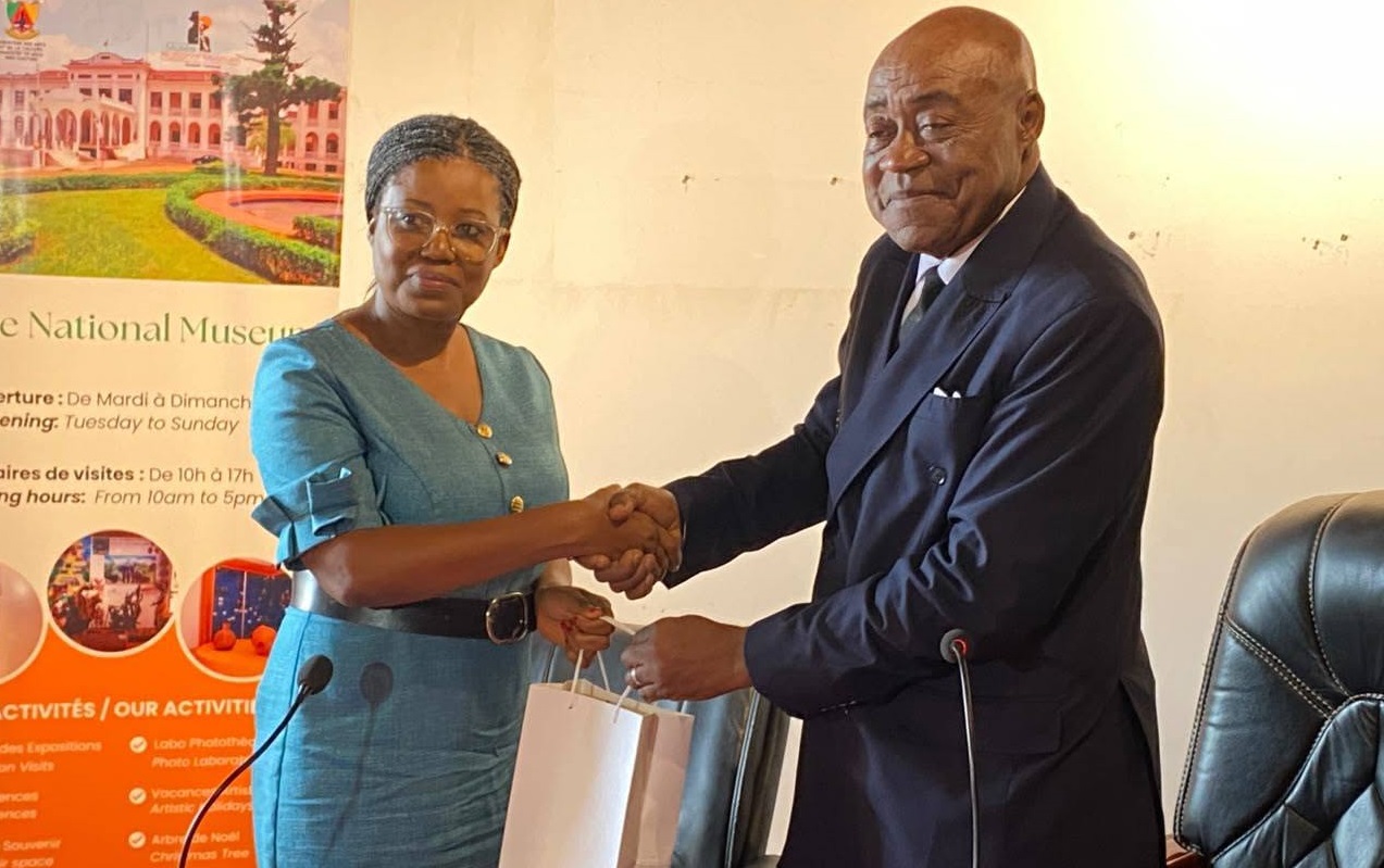 Le Ministre des Arts et de la culture décaisse 5 millions FCFA pour le festival Ecrans Noirs